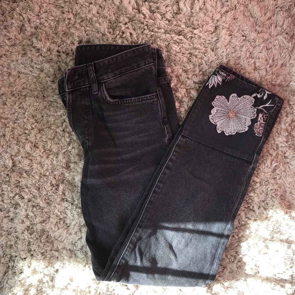 H&M Mom Jeans